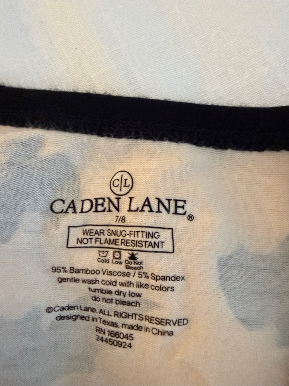 Caden Lane Beige & Black Bat-Print Kids Pajama Set sz 7/8 - Picture 2 of 7